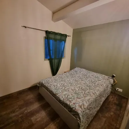 בית נופש Maison Vallon Carqueiranne *